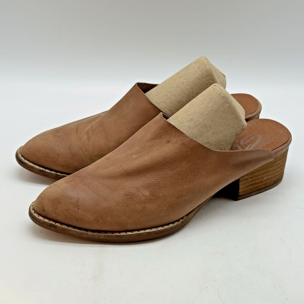 Sbicca Vintage Collection Shoe Womens 7 Block Heel Tan Leather Pointed Toe Mule